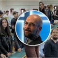 Dirljiv oproštaj studenata od profesora Vukašina Milićevića koji je oteran sa Bogoslavskog fakulteta: “Nije profesor onaj…