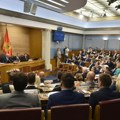 „Tuk na utuk“ po volji Beograda: Šta donosi priča o rezoluciji o Jasenovcu u crnogorskom parlamentu