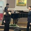 Duet Milena Damnjanović i Nikola Mikić oduševili Leskovčane operskim arijama (video)