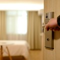Ovih 10 stvari ne pozajmljujte i ne poklanjajte ni za živu glavu Veruje se da će oterati sreću iz kuće i prizvati maler