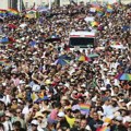 Na gej paradi u Budimpešti gotovo 200.000 ljudi