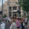 Građani ispred Pravnog fakulteta za Insajder: Izlazimo na ulicu jer država ne radi svoj posao