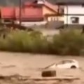 Kuće sravnjane sa zemljom, automobile nosi voda, ima mrtvih Razorne poplave pogodile Rumuniju (video)