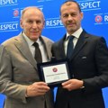 Crvena zvezda pustila u prodaju retro dres posvećen Draganu Džajiću