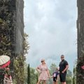 Za nju je Saša Popović pričao da nije velika zvezda: Danas ređa hitove i dovela je liniju do savršenstva, a ovaj frajer joj je…