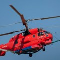 Protivpožarni helikopter MUP-a tokom leta baziran na niškom aerodromu