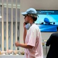 Paparaco! Snimili smo Jakova dok svi bruje o vezi sa Džejlom, evo kako se ponaša dok misli da ga niko ne gleda