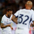 Ko kaže da je za staro gvožđe? Hakanov gol za pobedu Intera