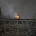 Gori U CENTRU GRADA! Vatrogasci SE bore sa vatrom kod "sutjeske": Pogledajte fotografije sa lica mesta