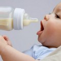 Institut za neonatologiju: Prošle godine donirano 309 litara humanog mleka