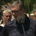 „Ko Boga vas molim uradite nešto, opština je zaboravila moje selo“: Vučić razgovarao sa stanovnicima naselja Rudno