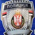 Policija u Sremskoj Mitrovici zaplenila drogu, oružje i uhapsila dve osobe