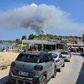 Veliki požar na Sitoniji: Turisti koji se nalaze u mestu Vurvuru da se evakuišu ka Nikitiju