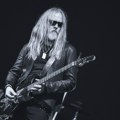 Jerry Cantrell nije želeo da peva dok ga Layne Staley nije nagovorio