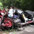 Tinejdžer (16) vozio bez dozvole, pa usmrtio četvoro prijatelja: Ostavio ih u smrskanom automobilu, policija zatekla jezive…