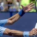 Novak Đoković nije srećan na terenu: „Ne želite da znate detalje onoga kroz šta prolazim i šta govorim sebi“