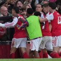 Martineli u sudijskoj nadoknadi doneo bod Arsenalu, Siti ispustio pobedu