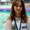 Leskovčanka Isidora Mitrović osvojila srebrnu medalju sa prvenstva Srbije u plivanju