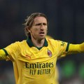 Potpuno ludilo! A "tek" mu je 40 godina, Luka Modrić ruši sve rekorde!
