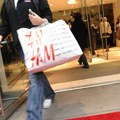 Švedska modna kompanija H&M će ove godine zatvoriti 170 prodavnica širom sveta