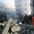 Stotine ljudi poginulo u bombardovanju bolnice u Gazi, Bajden podržao Izrael (Uživo)