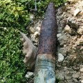 "Ukoliko vidite ovu napravu, ne dirajte: Je!" Crnogorska policija pronašla granatu iz Drugog svetskog rata na Gorici