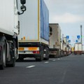 Kamioni na Batrovcima na izlazu iz Srbije čekaju pet sati, na prelazu Šid tri sata