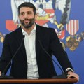 „Šamar u lice porodicama žrtava“: Šapić organizovao karnevalsku atmosferu na godišnjicu Ribnikara i Dubone