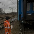 "Predlozi za primirje se ignorišu": Ukrajina: Ruski dron pogodio civilni teretni voz u Donjecku, povređen mašinovođa