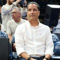 Janis Sferopulos došao na utakmicu Srbija - Slovenija: Trener Crvene zvezda gleda Orlove s NBA stručnjakom