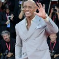 Neočekivani heroj venecije: Glumac neprepoznatljiv u novom filmu, gušio se u suzama nakon ovacija od 15 minuta na festivalu