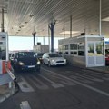 Stanje na granicama: Bez zadržavanja na putničkim terminalima, teretnjaci najduže čekaju na Batrovcima