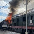 Ukrajinske vlasti: U ruskom napadu dronovima na putnički voz povređeno više desetina ljudi