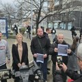 Učesnici julskog protesta pred sudom, konferencija za medije uz jake policijske snage: “Pravda selektivna, zločini nerešeni…