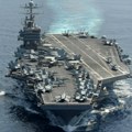 Uoči početka blokade Irana: Američki nosač aviona i razarači u Omanskom zalivu
