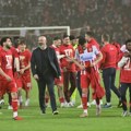 Navijači Crvene zvezde gledaju i ne veruju! Katastrofalne vesti stigle na Marakanu