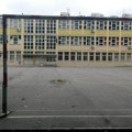 Beogradska škola na tapetu! Užasne pretnje prestravile roditelje: Odvode decu sa časova, MUP pojačao patrole!