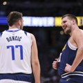 "Jokić i Dončić izgledaju kao da puše cigare i piju pivo" Poznati NBA as na urnebesan način prokomentarisao Srbina i…