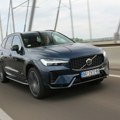 Test: Volvo XC60 Recharge - skandinavska škola FOTO