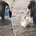 I u Mladenovcu dramatično ovog popodneva: Kod glavne autobuske stanice bujica parališe saobraćaj i ljude