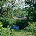 Ovo je mesto na kojem je ubijena žena u Kragujevcu Bivši je izbo deset puta, pa se isekao po vratu (Foto)