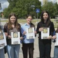 Tri nagrade za učenice Zmajeve škole na Danima ćirilice