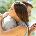 Privatni detektiv upozorava Ako vaš partner radi ovo, vrlo je moguće da vas vara - ne ignorišite ove signale!