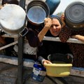 Desetine ljudi umrle od gladi u Gazi, Izrael nastavlja kopnenu operaciju