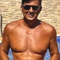 Peja u 59.: Godini pokazao da je u top formi Voditelj se slikao bez majice na odmoru, a evo šta su još svi komentarisali (foto)…