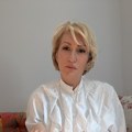 „Ova nagrada je za sve lokalne medije“ – Marinčić preuzela priznanje za etiku i hrabrost