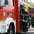 Пожар на Новом Београду: Гореле бараке у Сурчинској улици, ватрогасци спречили ширење ватре