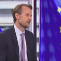 Ambasador EU u Beogradu: Uz helikoptere i timove, stiže i oficir za vezu da koordinira gašenje