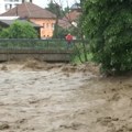 Vanredno u Vrnjačkoj Banji, Aleksandrovcu i okolnim selima, bujične poplave oštetile puteve i useve