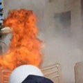 Haos u Tirani: Baklje i molotovljevi kokteli na sve strane, demonstranti traže ostavku gradonačelnika (video)